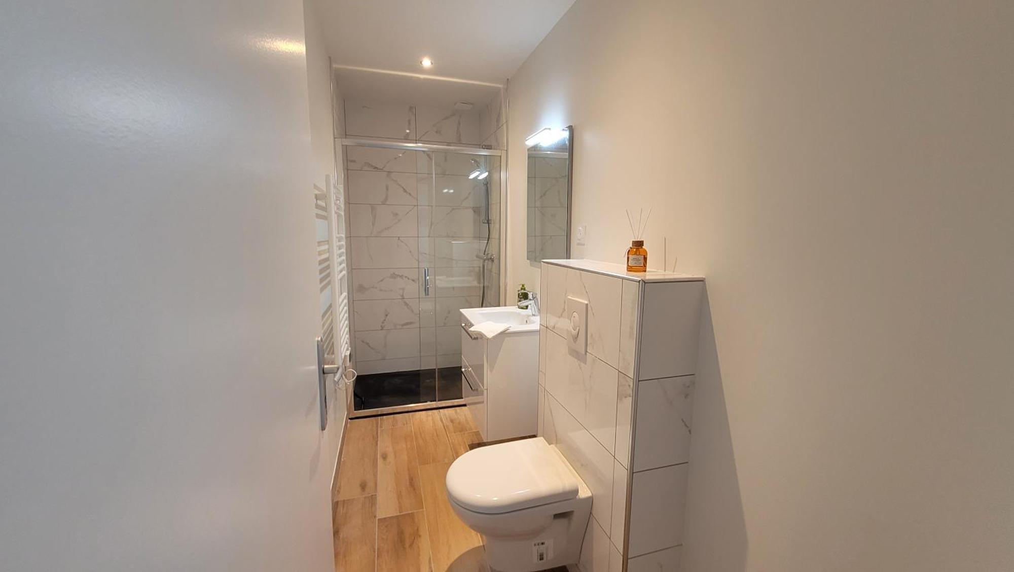 Bel Appartement T5 Neuf Avec 4 Chambres Tarbes Esterno foto